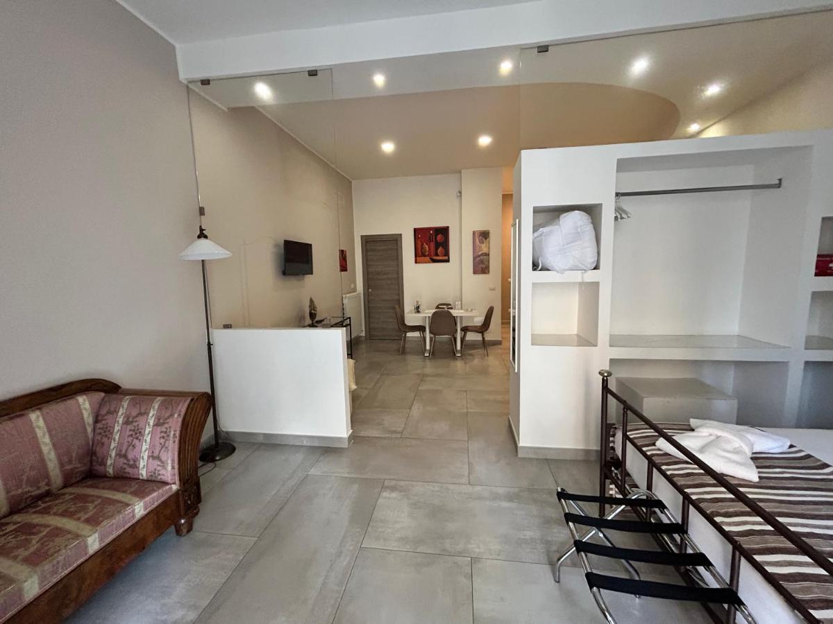 נאפולי Questo Rinascimento Casa Brigitte מראה חיצוני תמונה